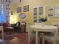 Temporary House - Via Della Moscova Apartment Milan Italy