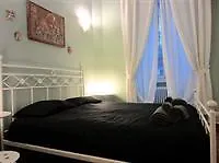 Temporary House - Via Della Moscova Apartment Milan